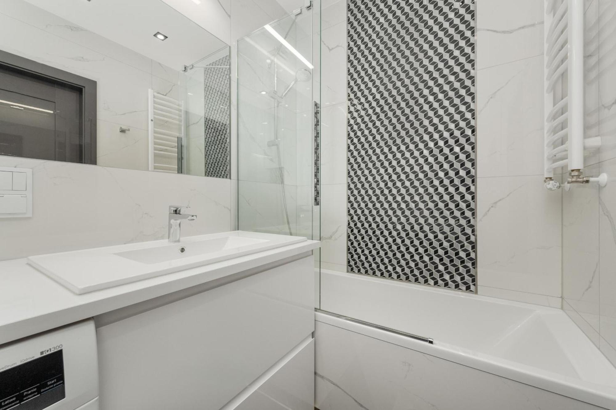 Luksusowy Apartament Z 3 Sypialniami, Klimatyzacja, Parkingiem I Biurkiem We Wroclawiu By Renters Prestige Ngoại thất bức ảnh