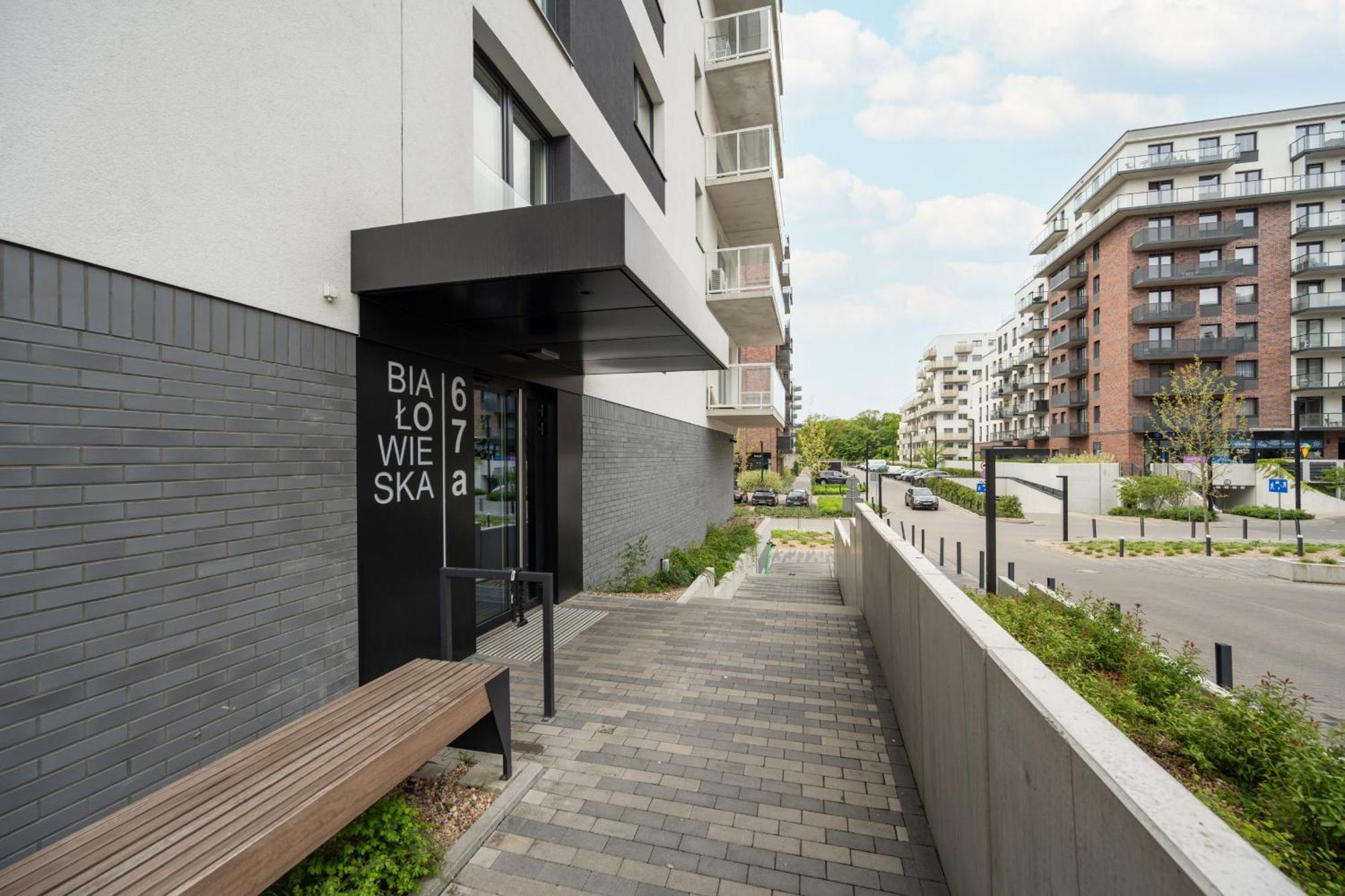 Luksusowy Apartament Z 3 Sypialniami, Klimatyzacja, Parkingiem I Biurkiem We Wroclawiu By Renters Prestige Ngoại thất bức ảnh