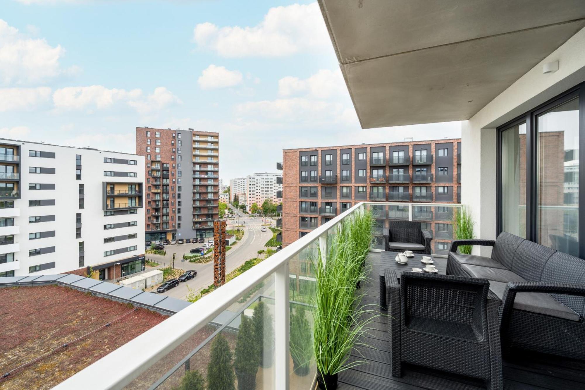 Luksusowy Apartament Z 3 Sypialniami, Klimatyzacja, Parkingiem I Biurkiem We Wroclawiu By Renters Prestige Ngoại thất bức ảnh